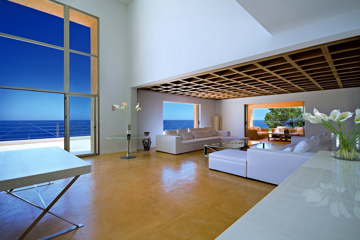 "Luxury Real Estate"